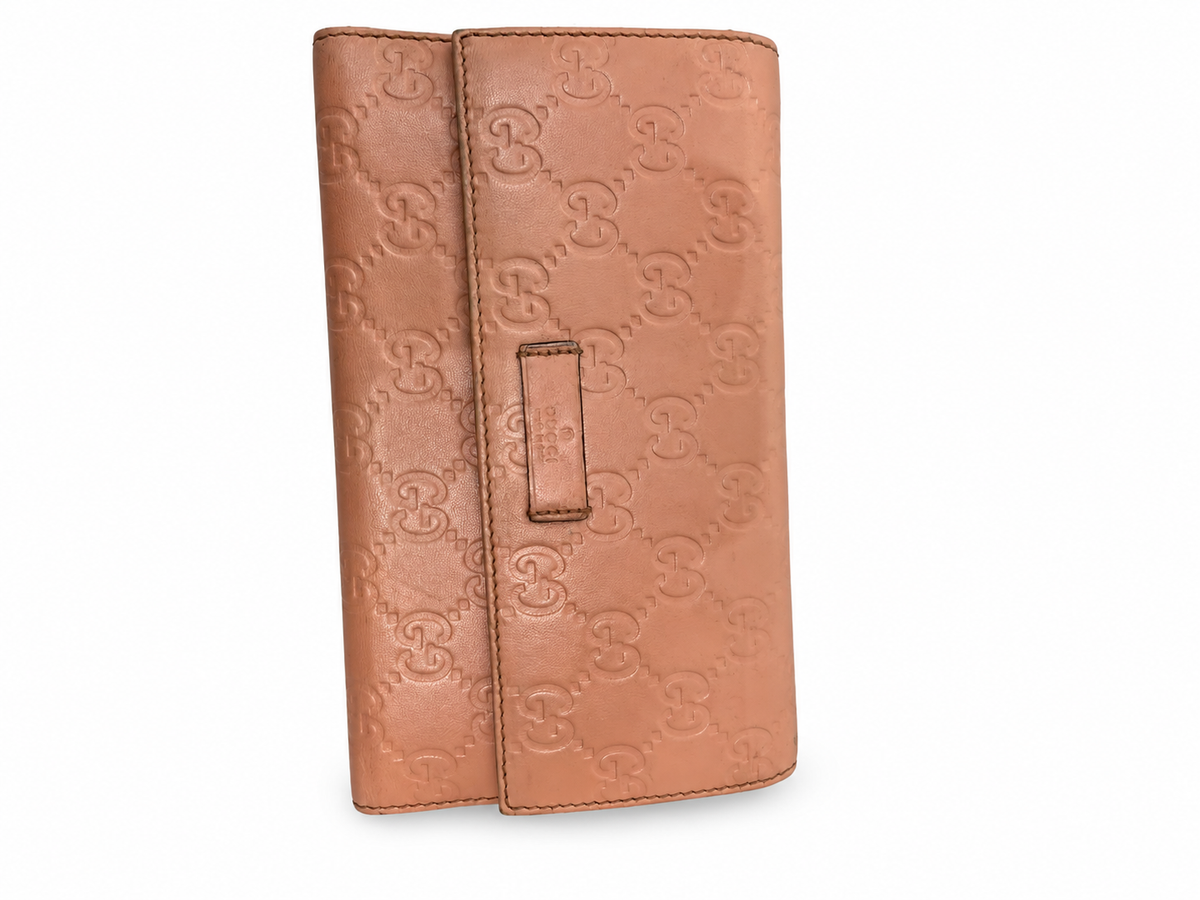 26 Pre-owned GUCCI Blush Guccissima Flap Long Wallet actual item white background